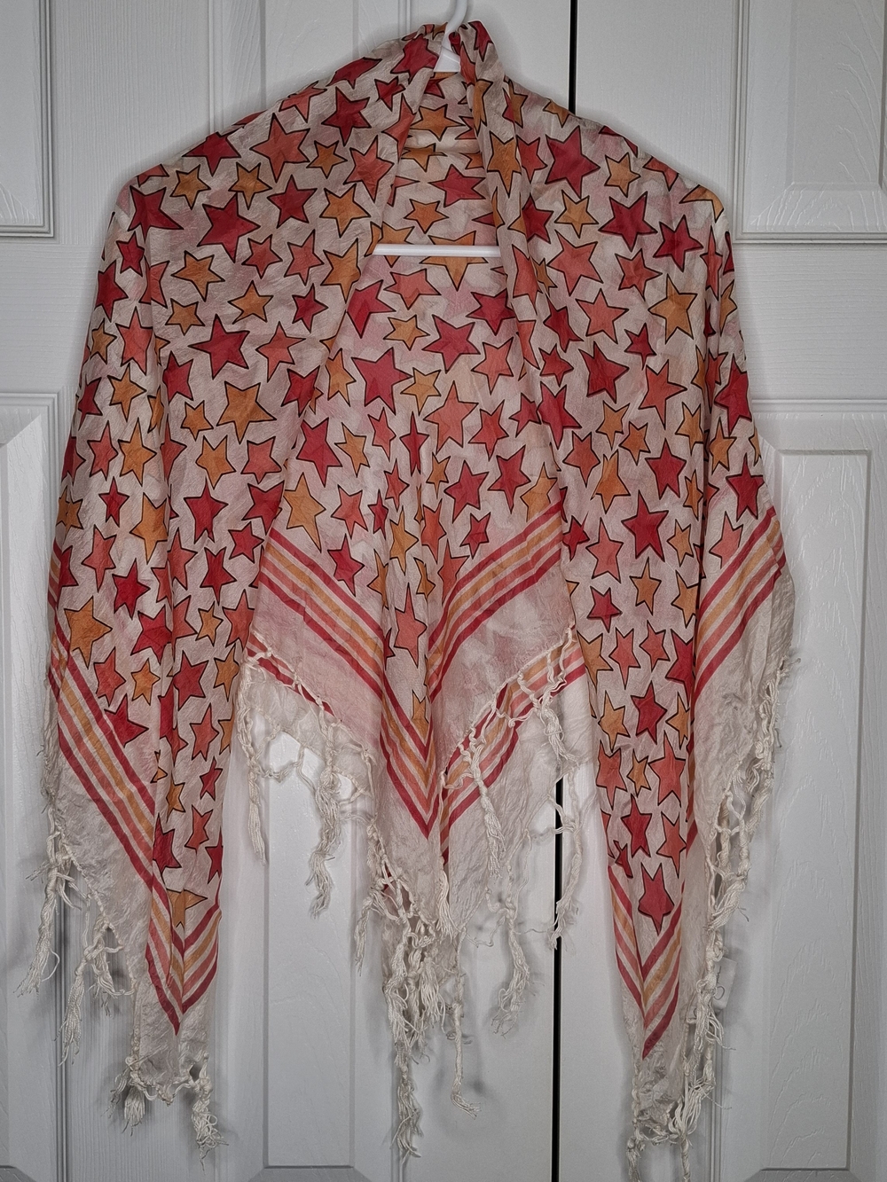 RARE Jessica Simpson 100% Silk Scarf in Red, Orange, & Cream Stars & Stripes